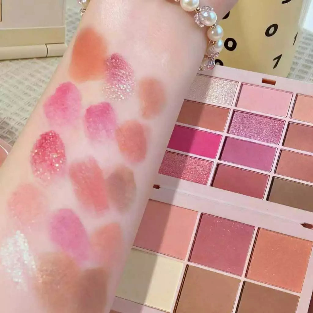 DW Multi Palette (Eyeshadow, Highlighter, Blush & Contour)