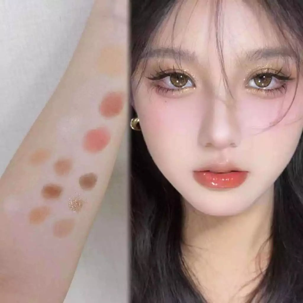 DW All-in-one Beauty Palette Eyeshadow , Highlighter , Blush on , Face Powder Face Makeup